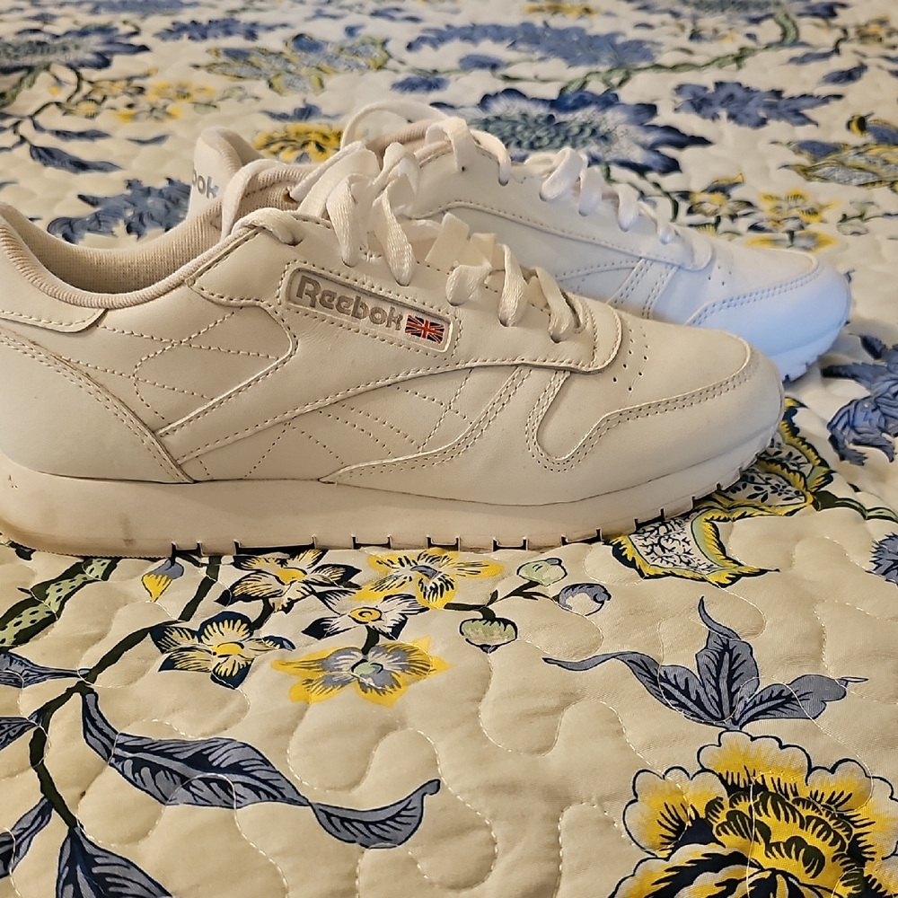 Reebok White Classic Sneakers